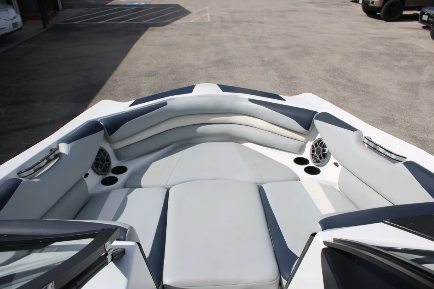 2020 Axis A24