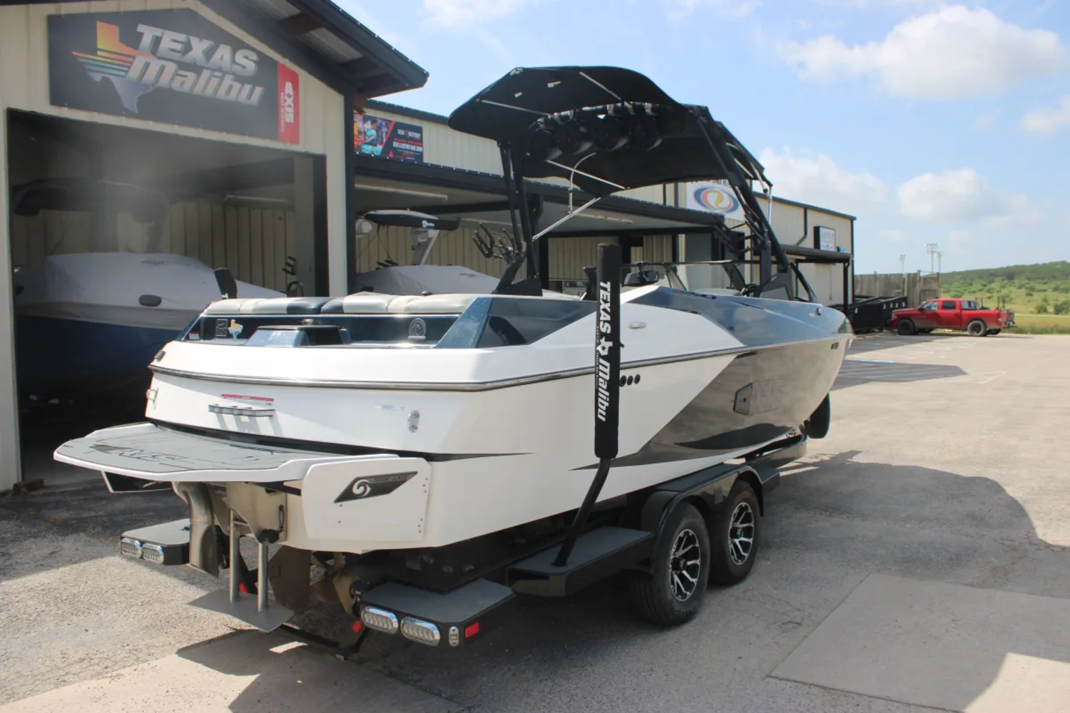 2020 Axis A24