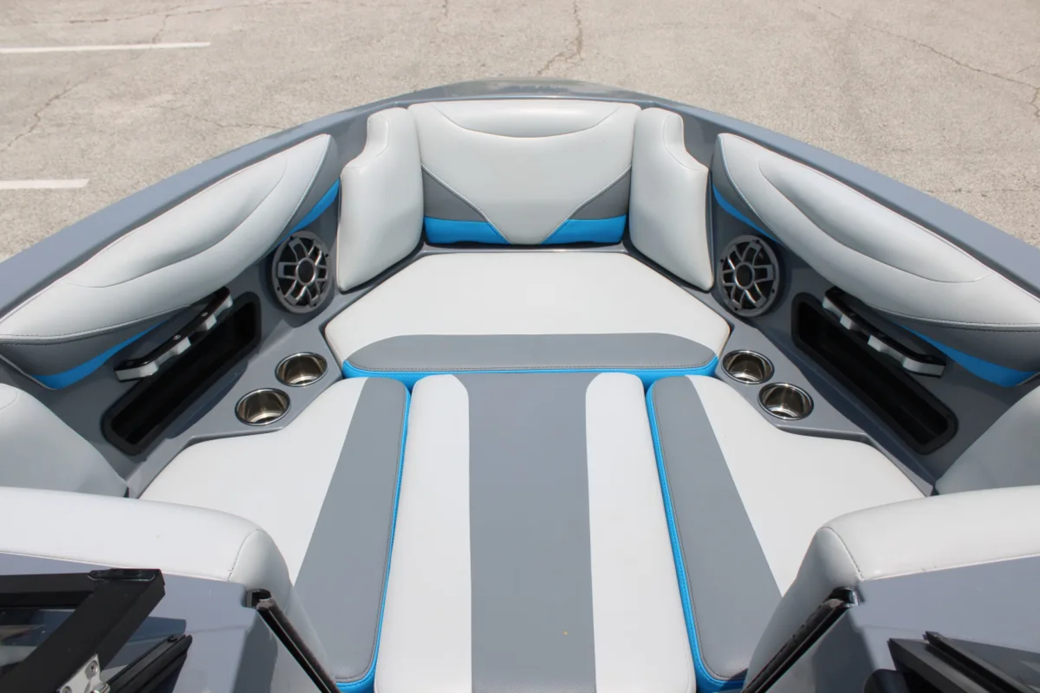 2020 Axis T23
