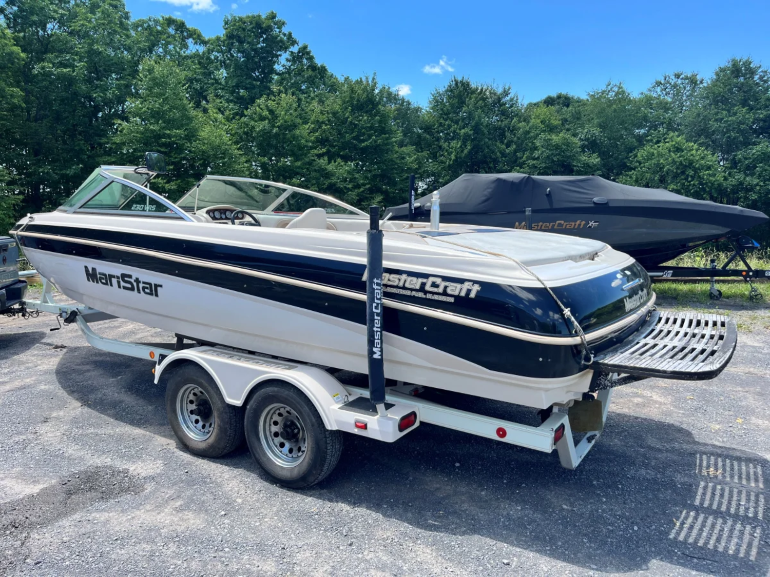 1999 MasterCraft MariStar 230 VRS