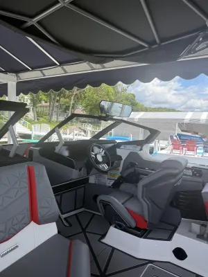 2025-nautique-g25-paragon-139548-image3.webp