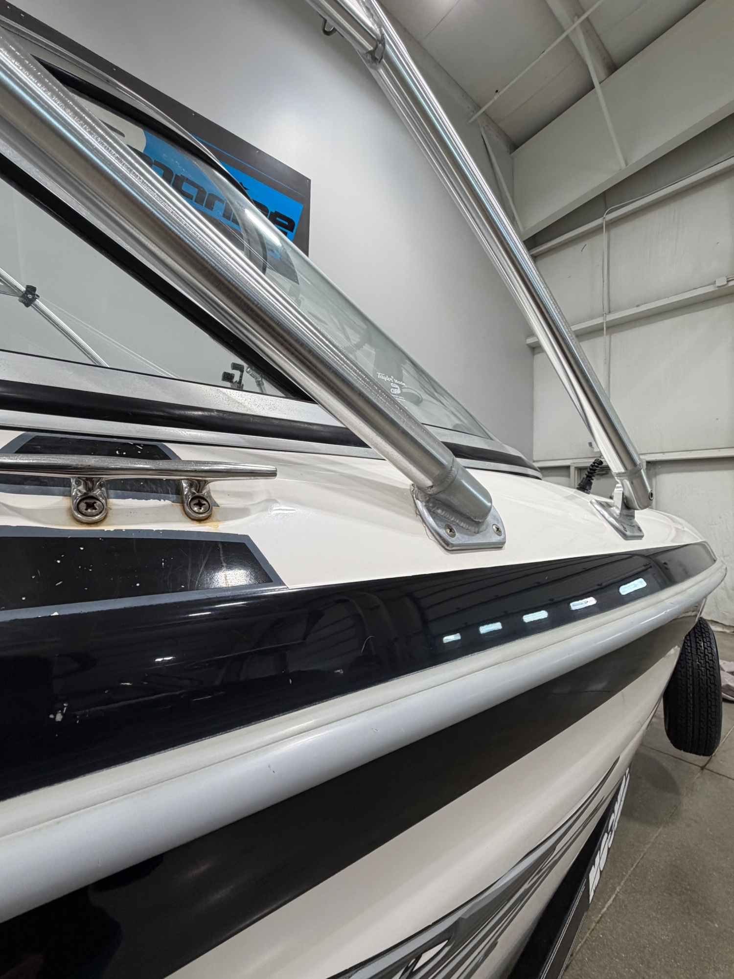 2002 Moomba Mobius V