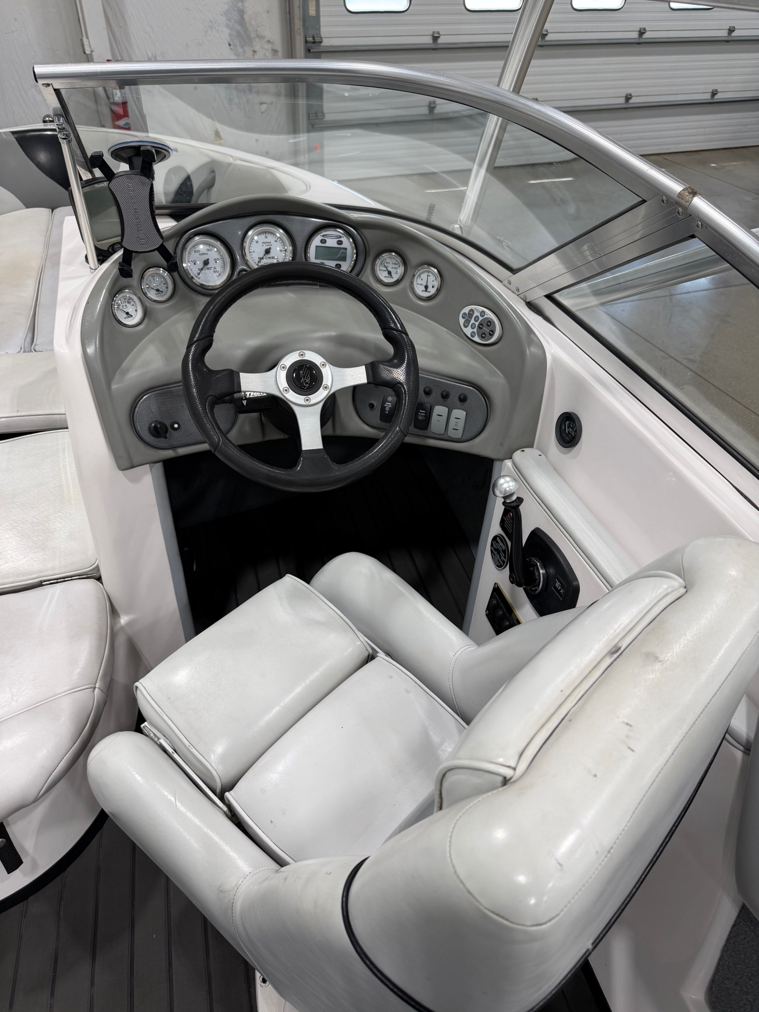 2002 Moomba Mobius V