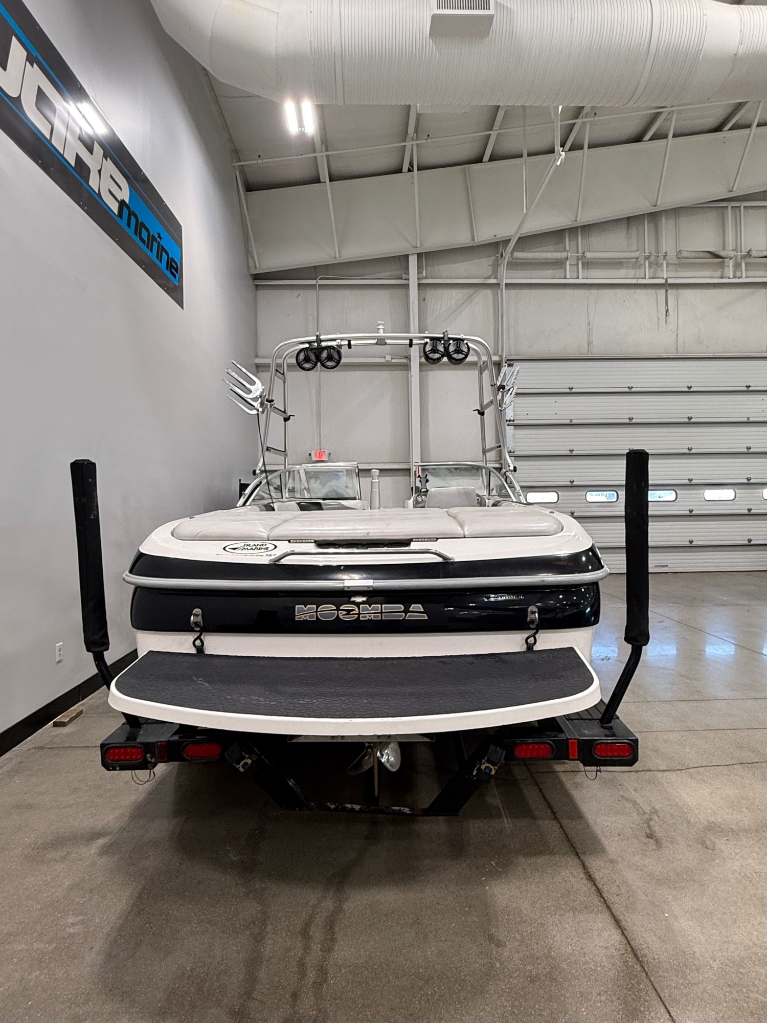 2002 Moomba Mobius V
