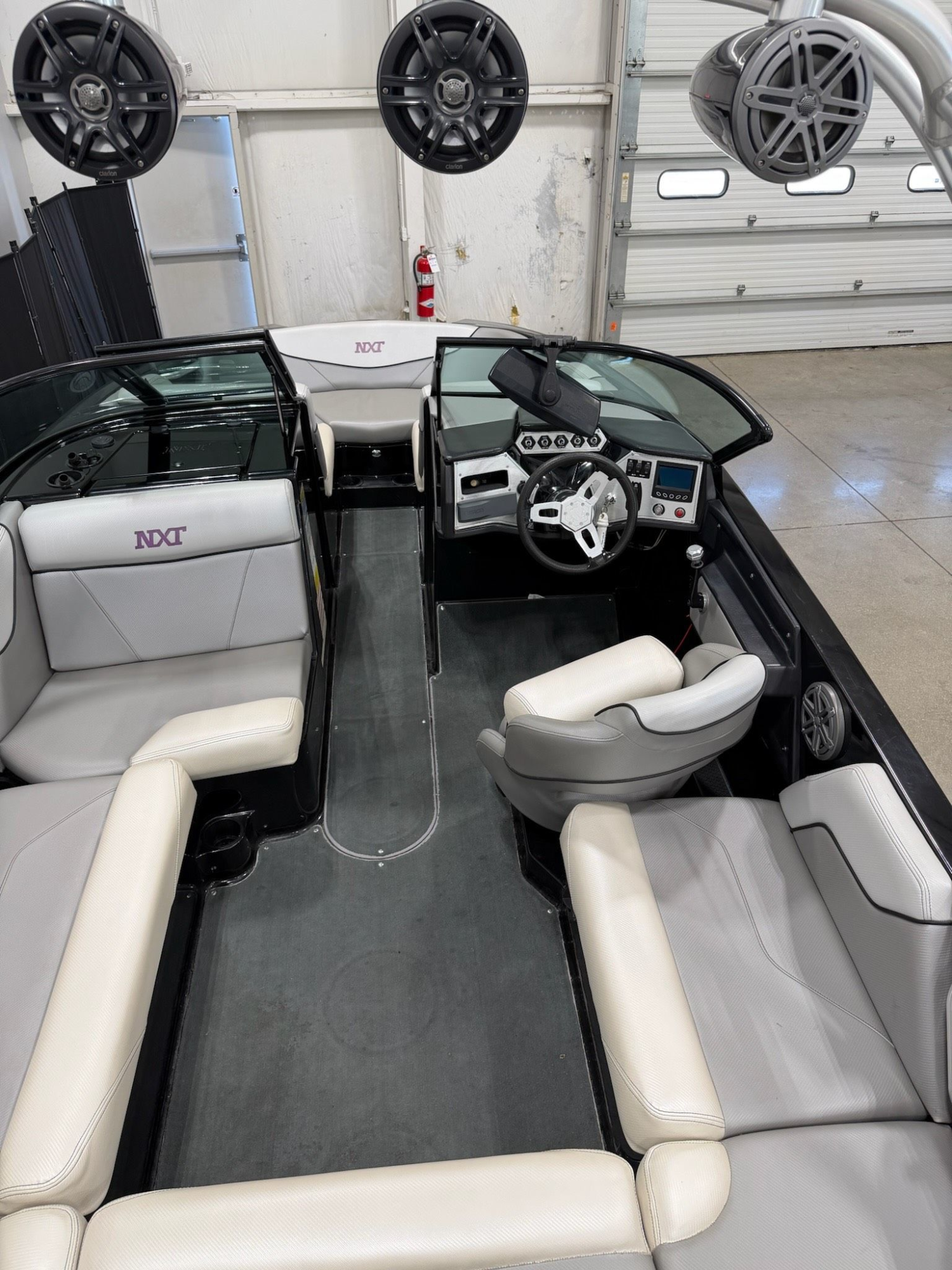 2016 MasterCraft NXT20