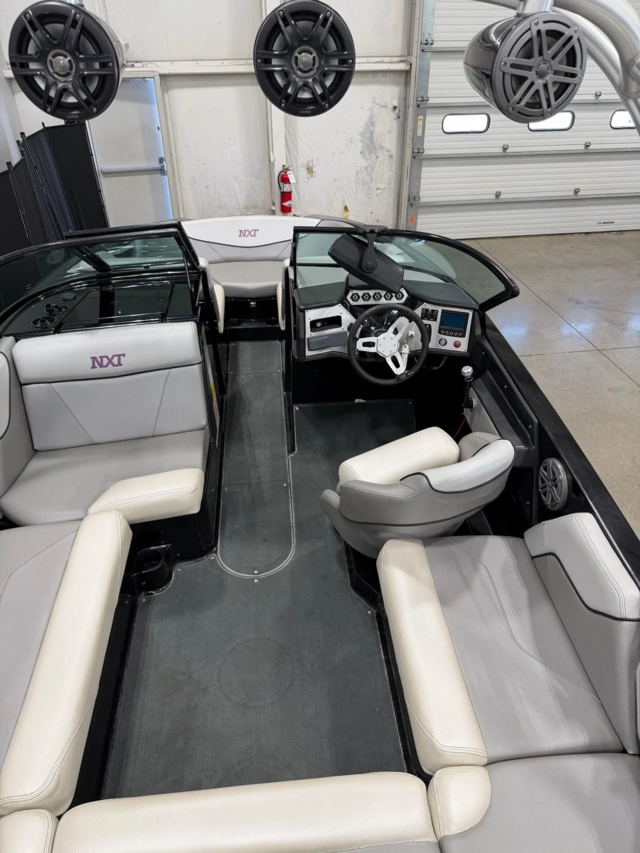 2016-mastercraft-nxt20-139569-image8