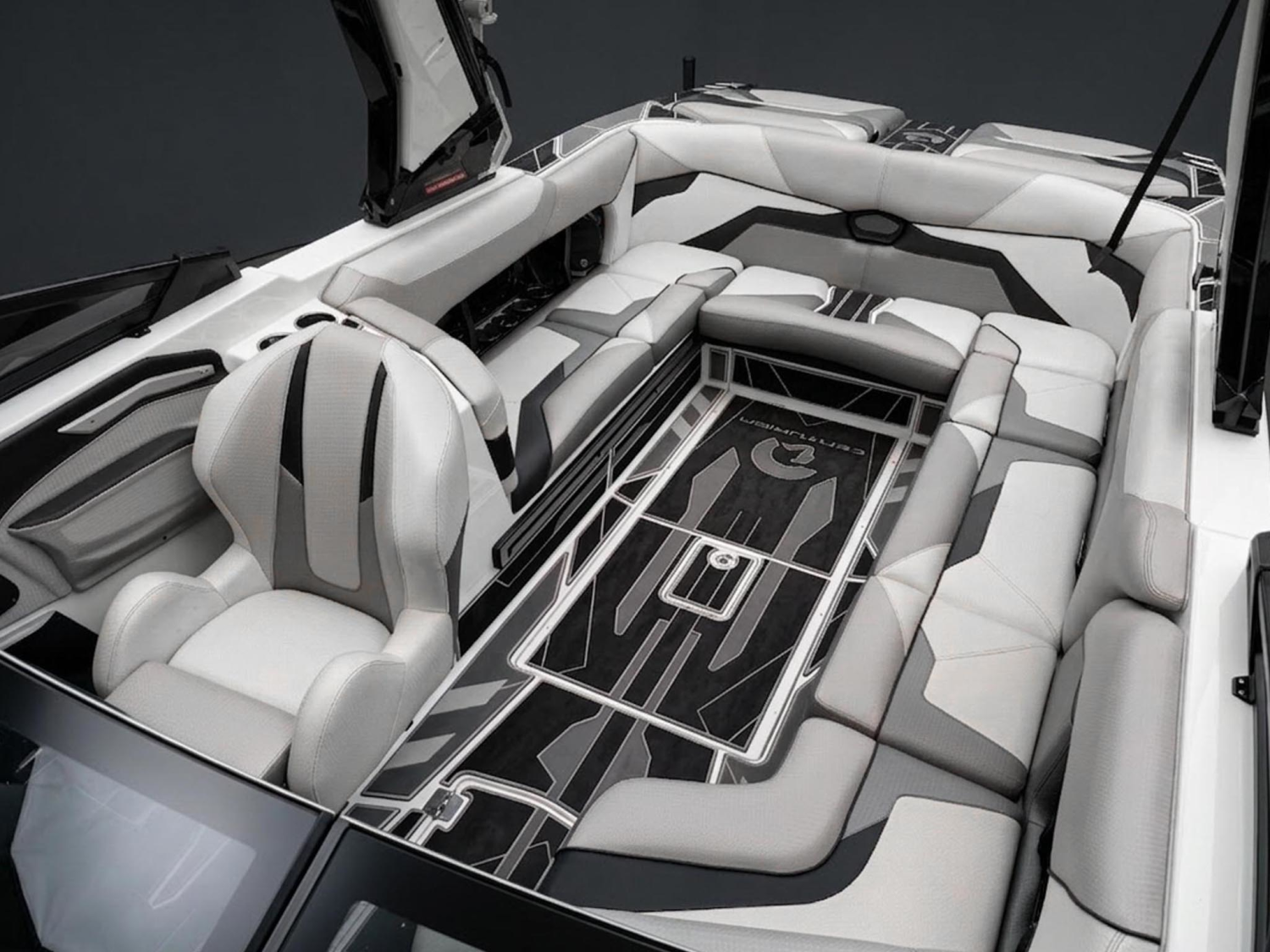 2021 Centurion Boats Ri245