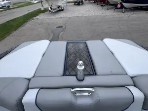 2014-mastercraft-x30-139580-image16