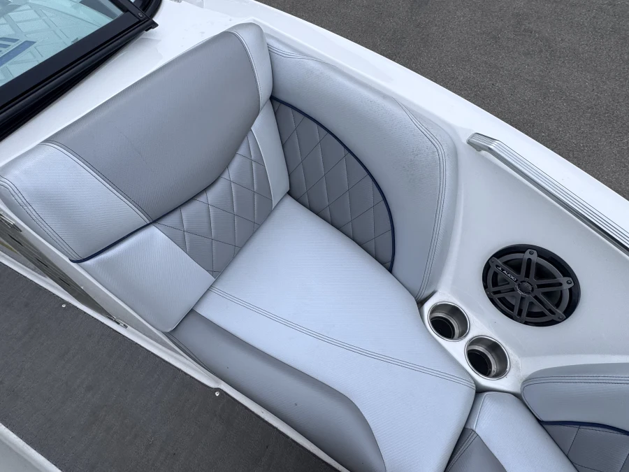 2014-mastercraft-x30-139580-image6