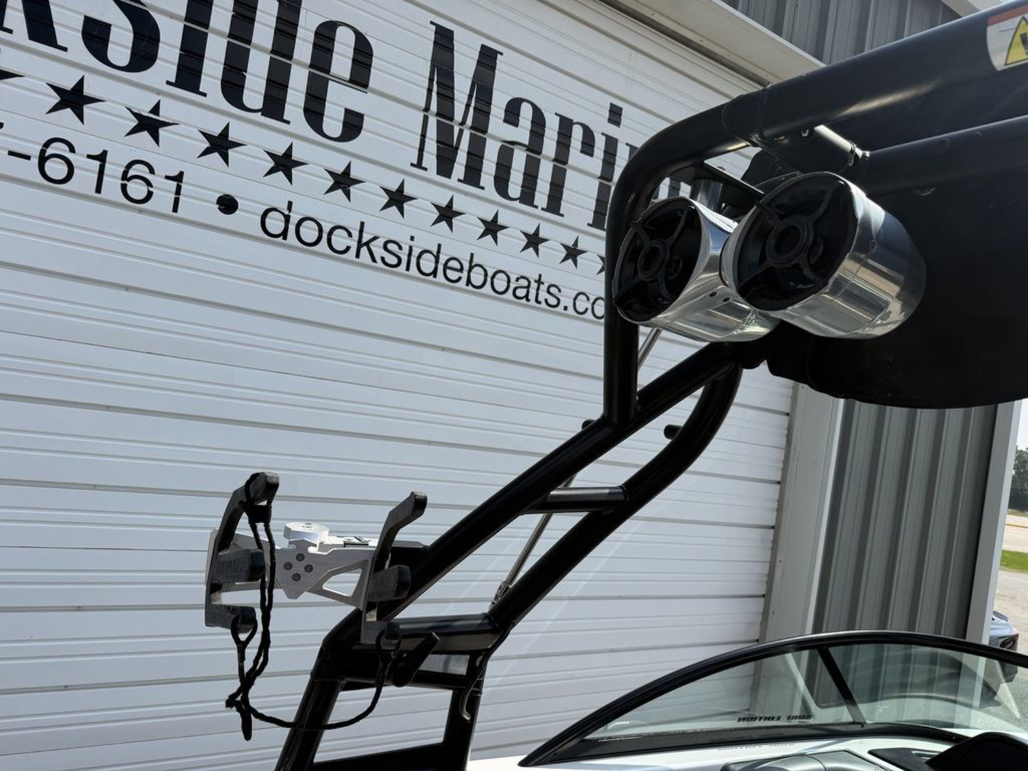 2016 MOOMBA Mojo