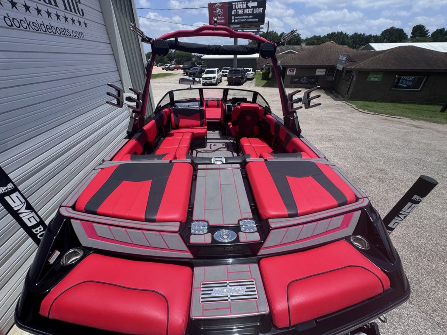 2022 Malibu Boats 23 MXZ