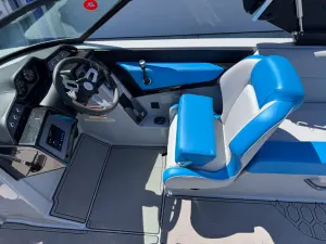 2022-mastercraft-nxt24-139586-image15