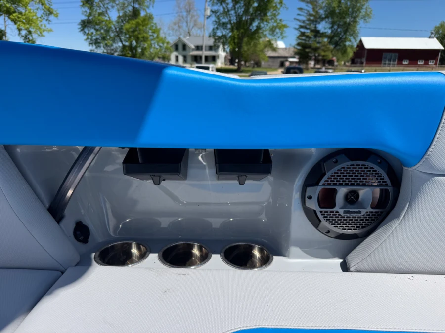 2022-mastercraft-nxt24-139586-image17