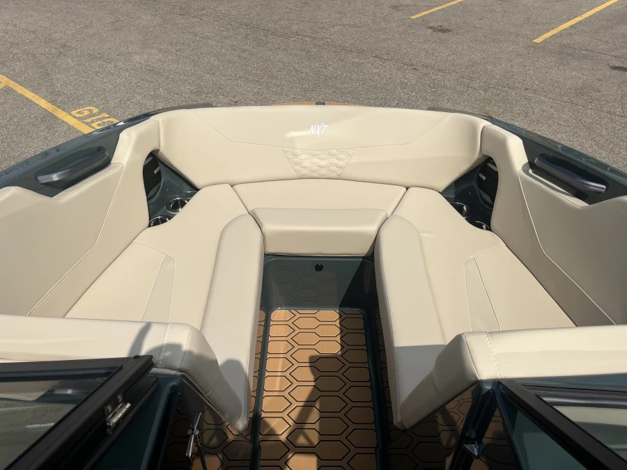2027-mastercraft-nxt22-139587-image9