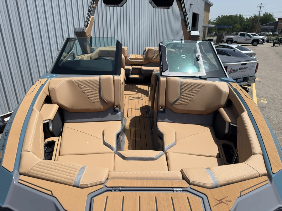 2027-mastercraft-x23-139588-image14