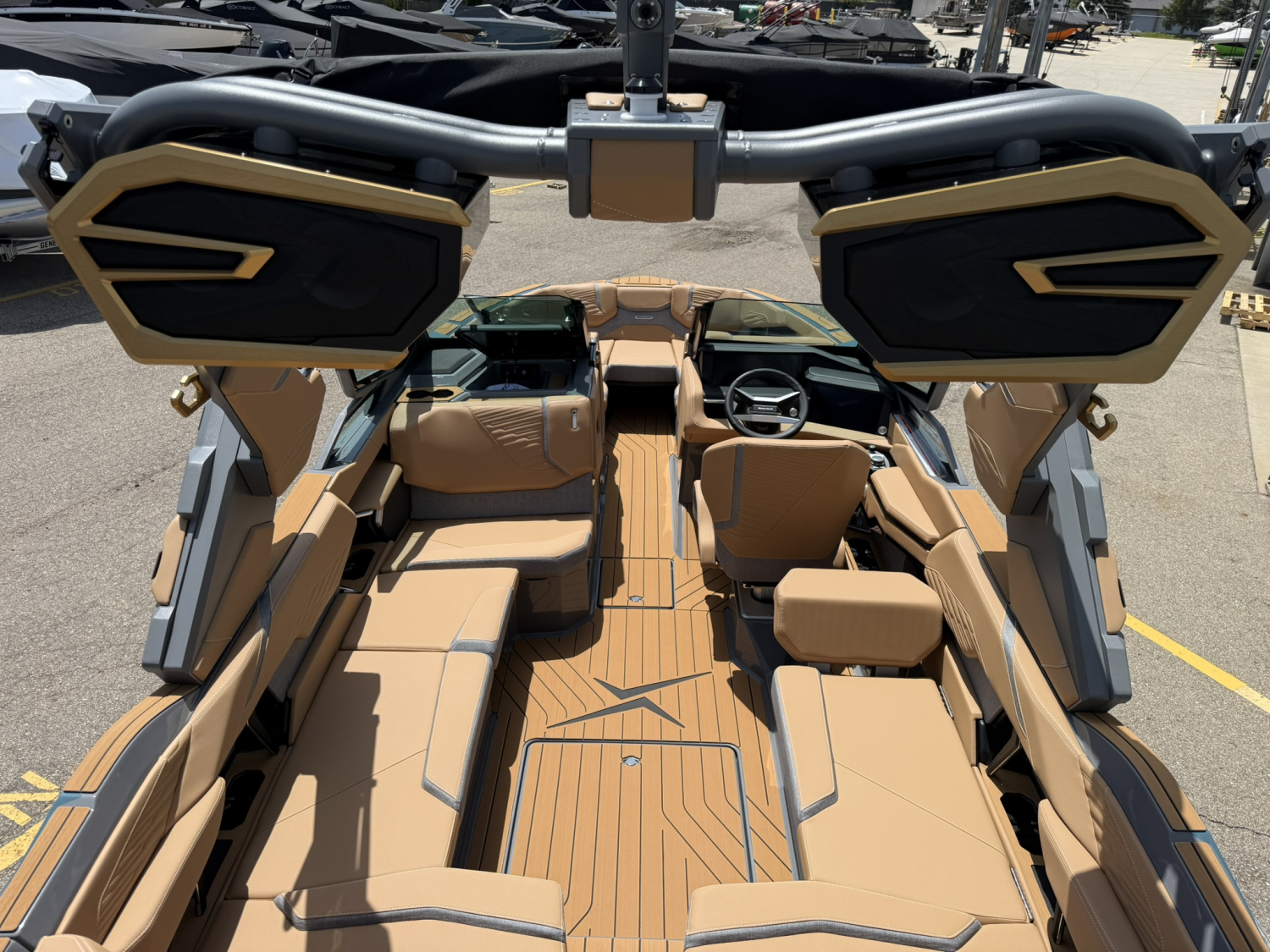 2027 MasterCraft X23