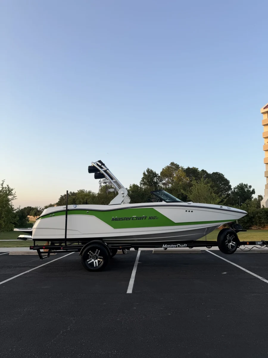 2019-mastercraft-nxt20-139590-image1.webp