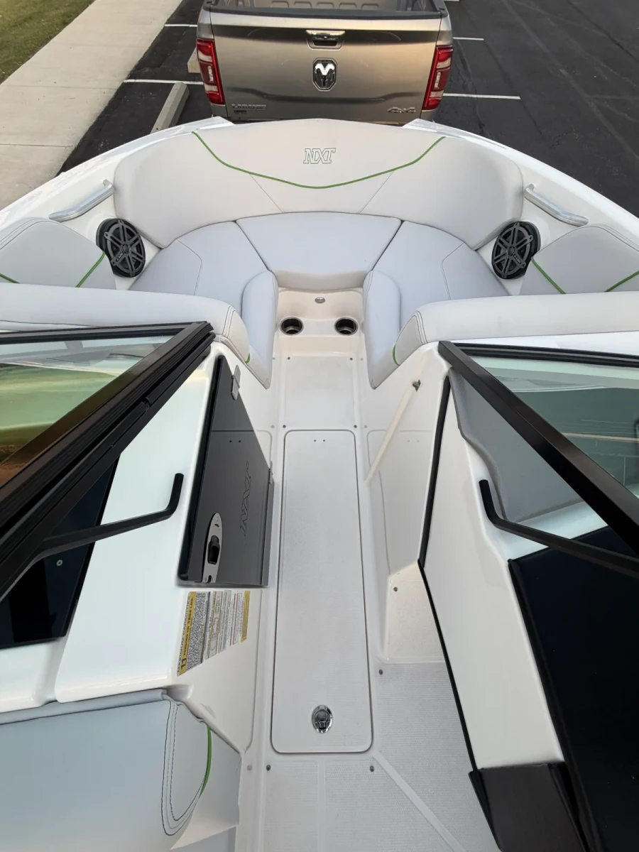 2019-mastercraft-nxt20-139590-image10.webp