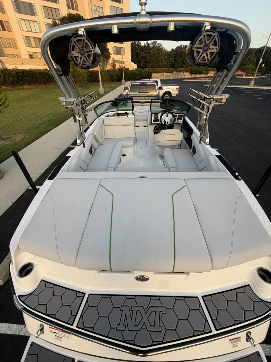2019-mastercraft-nxt20-139590-image9.webp
