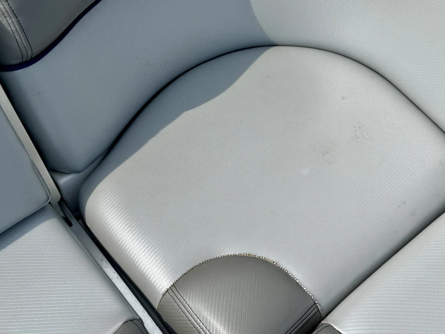 2014-mastercraft-x30-140118-image17