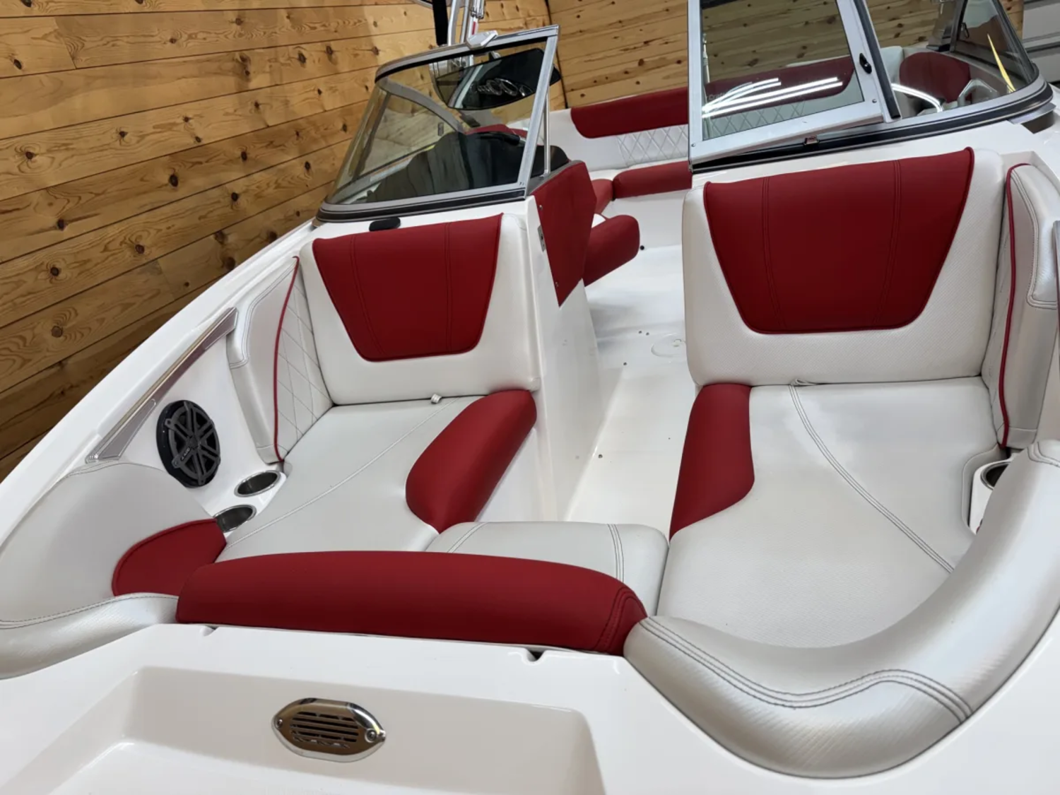 2013 Master Craft X2  Super Clean Boat