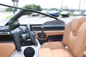 2026-malibu-wakesetter-23-lsv-139623-image17.webp