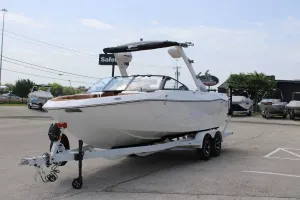 2026-malibu-wakesetter-23-lsv-139623-image3.webp