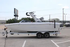 2026-malibu-wakesetter-23-lsv-139623-image4.webp