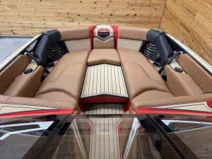 2021-nautique-g25-paragon-139625-image12.webp