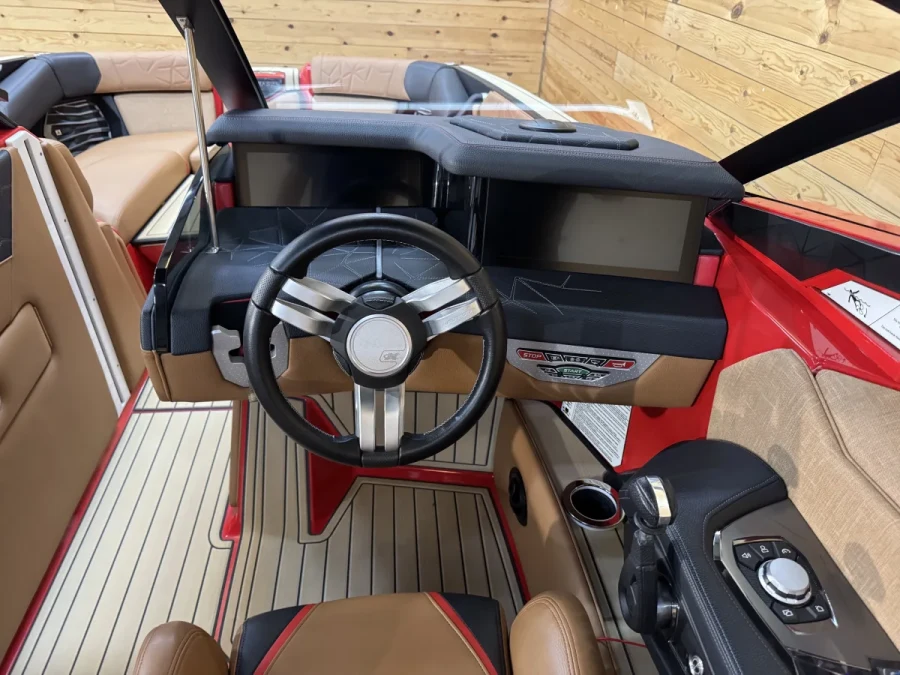 2021-nautique-g25-paragon-139625-image8.webp
