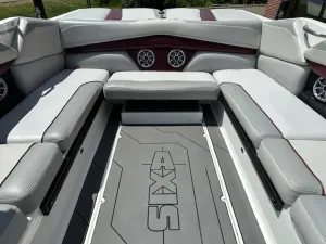 2018-axis-a24-139631-image18.webp