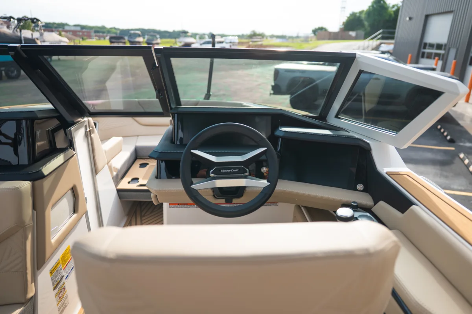 2026 MASTERCRAFT XSTAR-23 CUSTOM WHITE STARLIGHT METAL FLAKE 