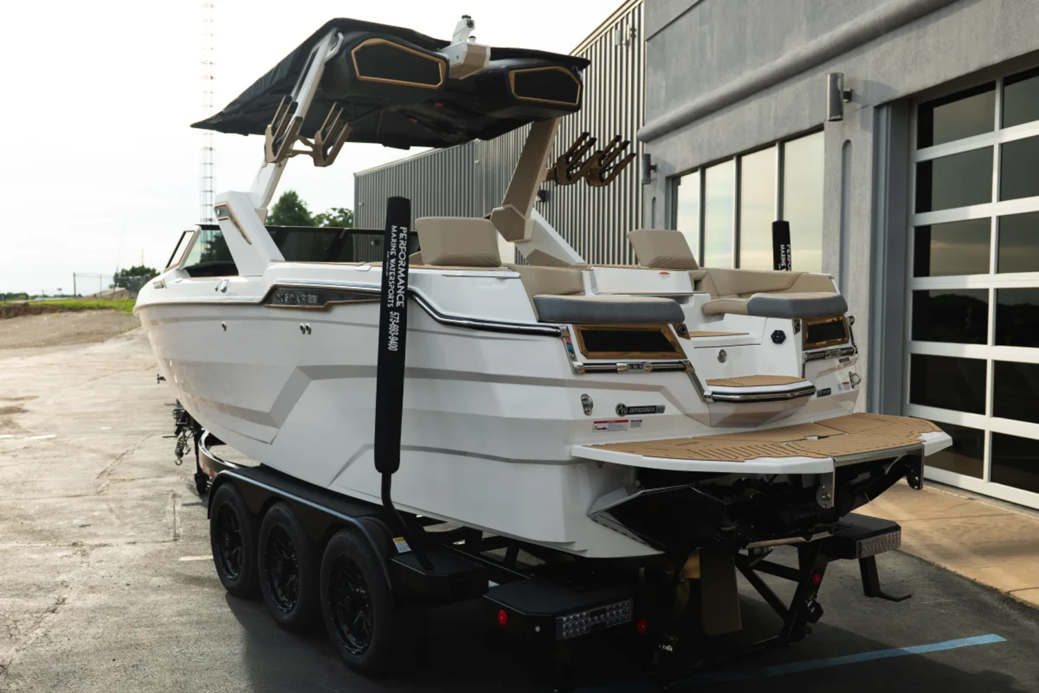 2026 MASTERCRAFT XSTAR-23 CUSTOM WHITE STARLIGHT METAL FLAKE 