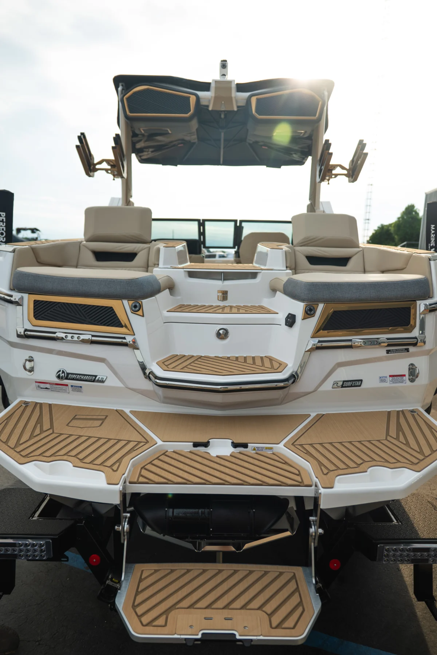 2026 MASTERCRAFT XSTAR-23 CUSTOM WHITE STARLIGHT METAL FLAKE 