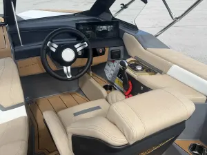 2026-nautique-ski-nautique-139638-image5.webp