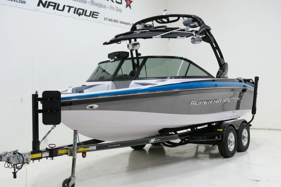 2011-nautique-super-air-nautique-210-139645-image5.webp
