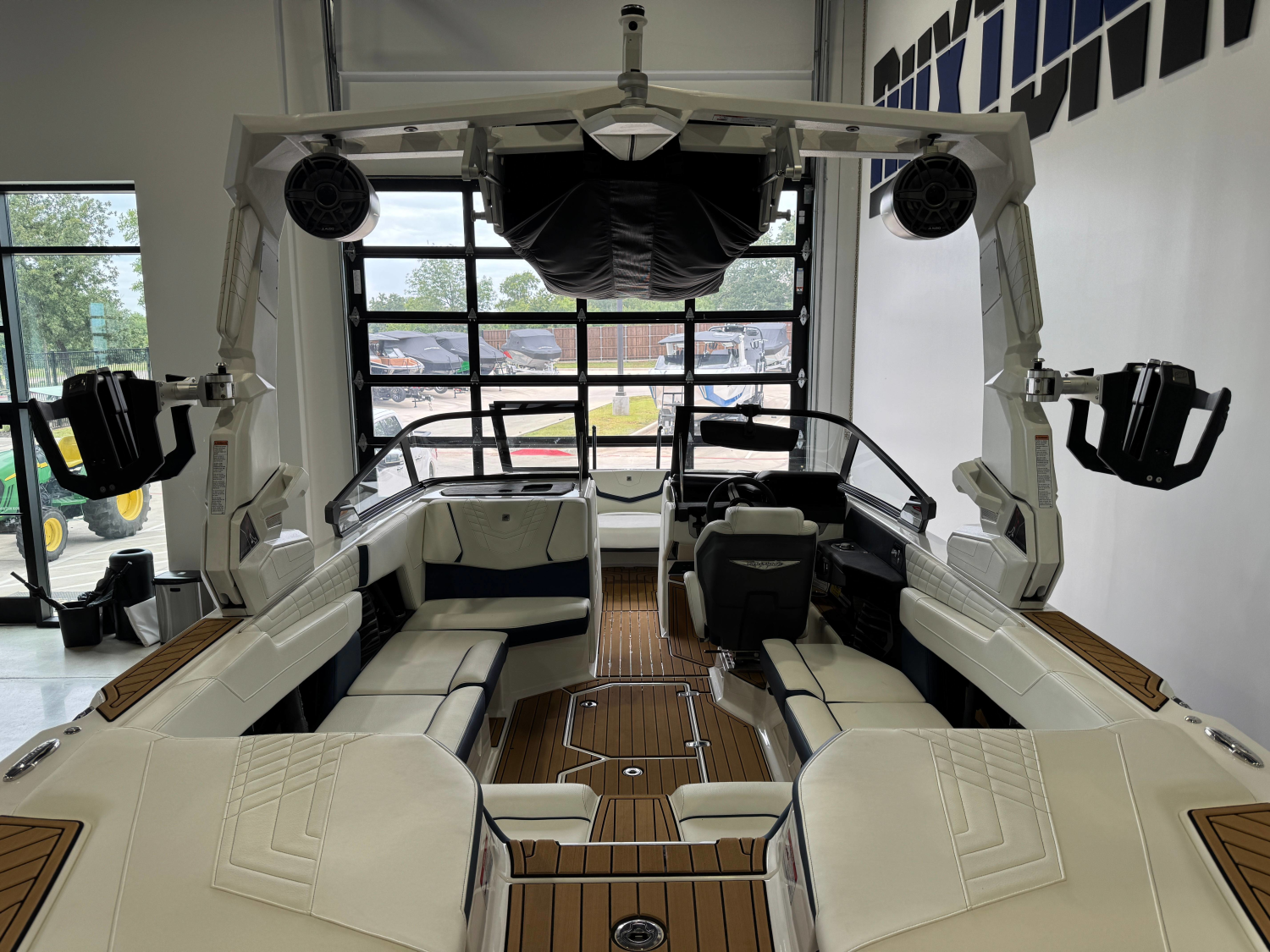 2024 Nautique Super Air Nautique G23
