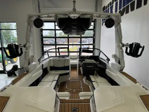 2024-nautique-g23-139695-image9