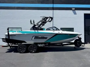 2020-malibu-wakesetter-23-lsv-139698-image1