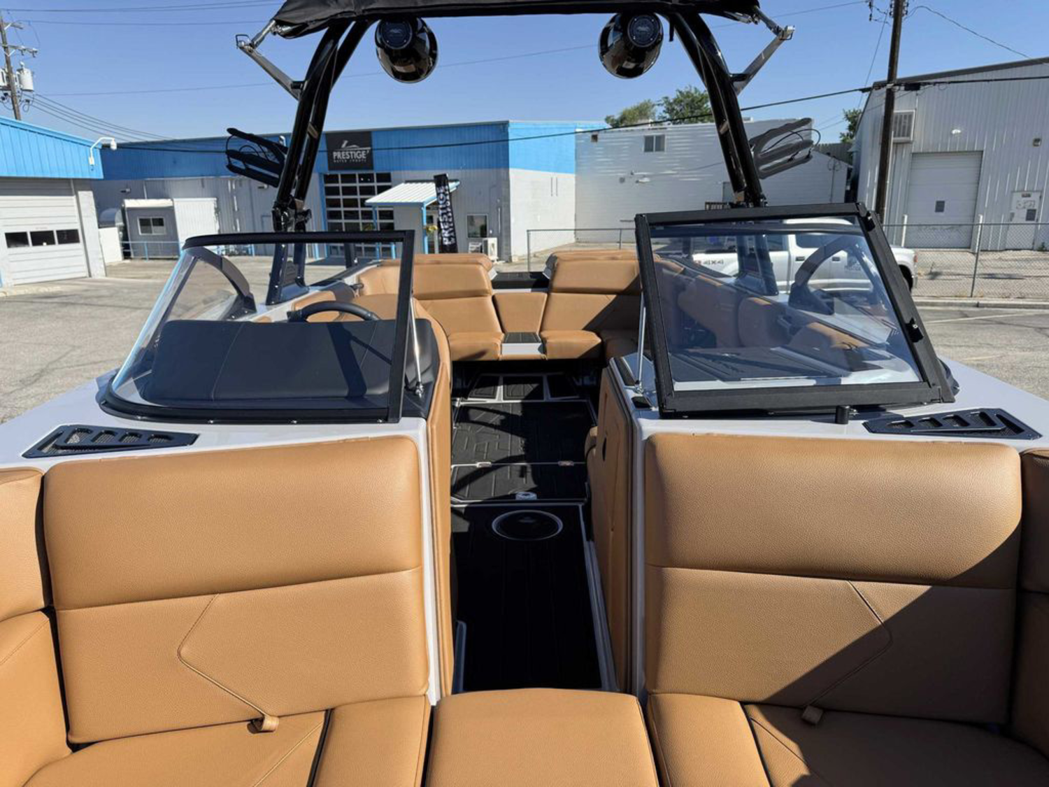 2026 MOOMBA Tykon