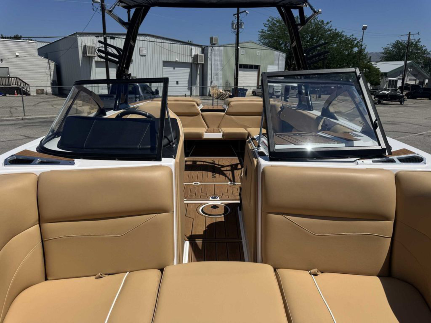 2023 MOOMBA Mojo