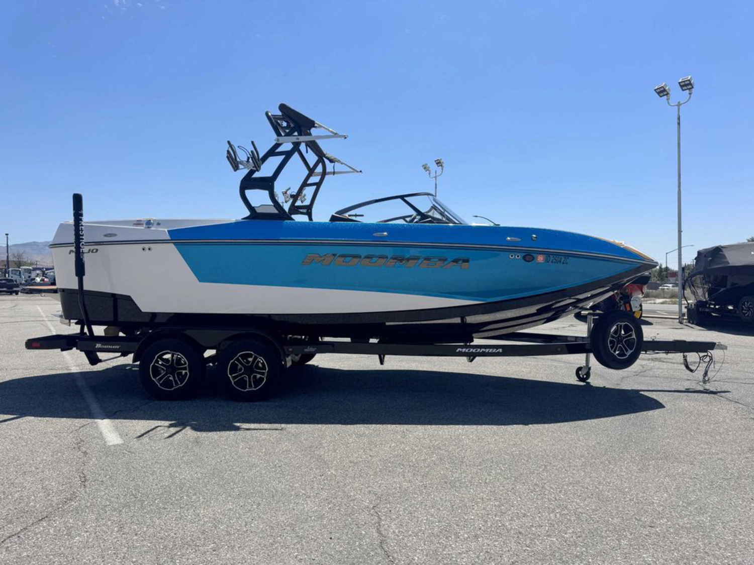 2023 MOOMBA Mojo
