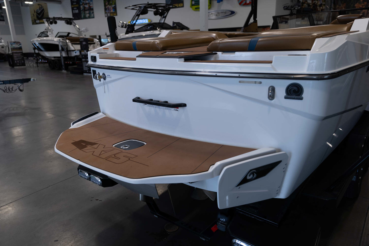 2023 Axis Wake Research T250