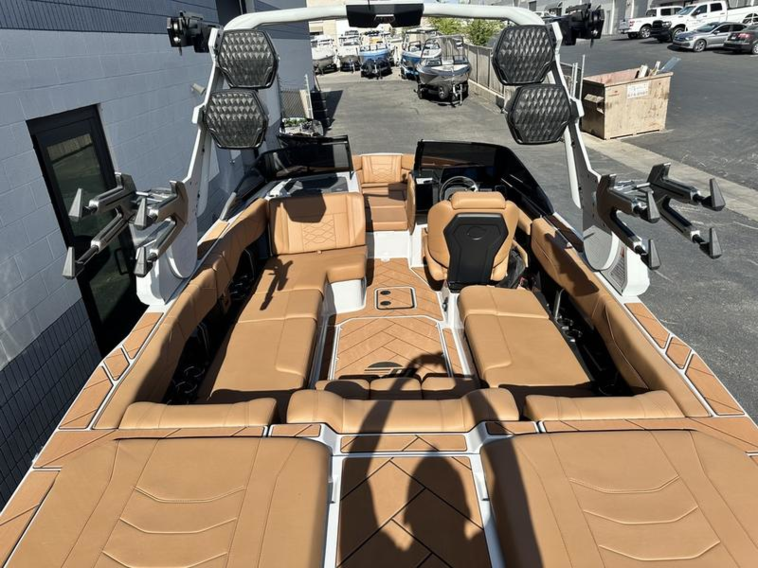 2026 Malibu Boats 23 LSV