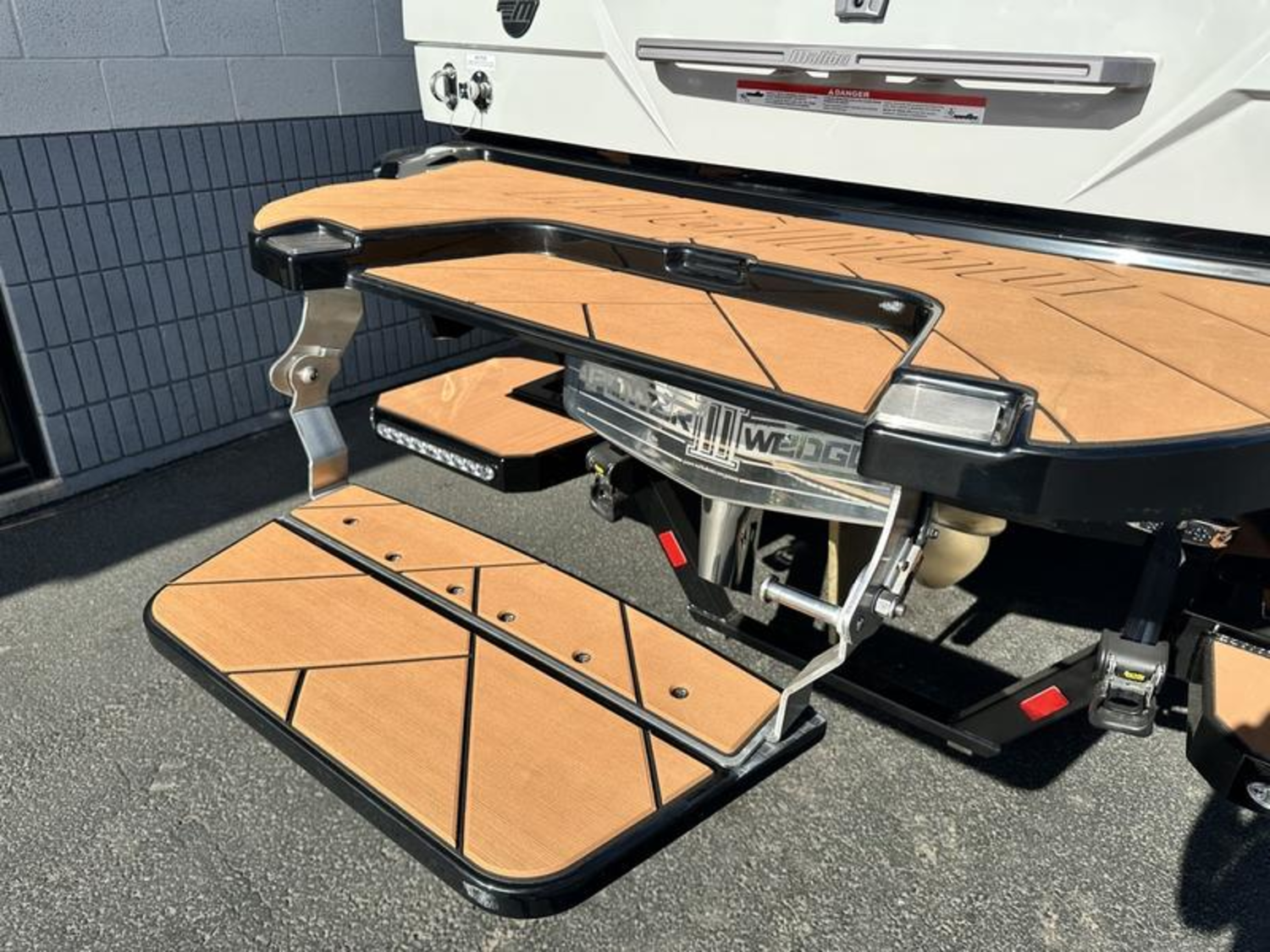 2026 Malibu Boats 23 LSV