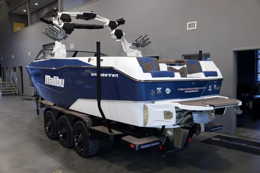 2026-malibu-wakesetter-25-lsv-139734-image5