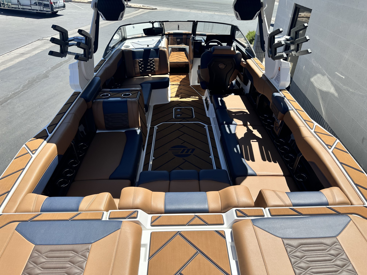2026 Malibu Boats 26 LSV