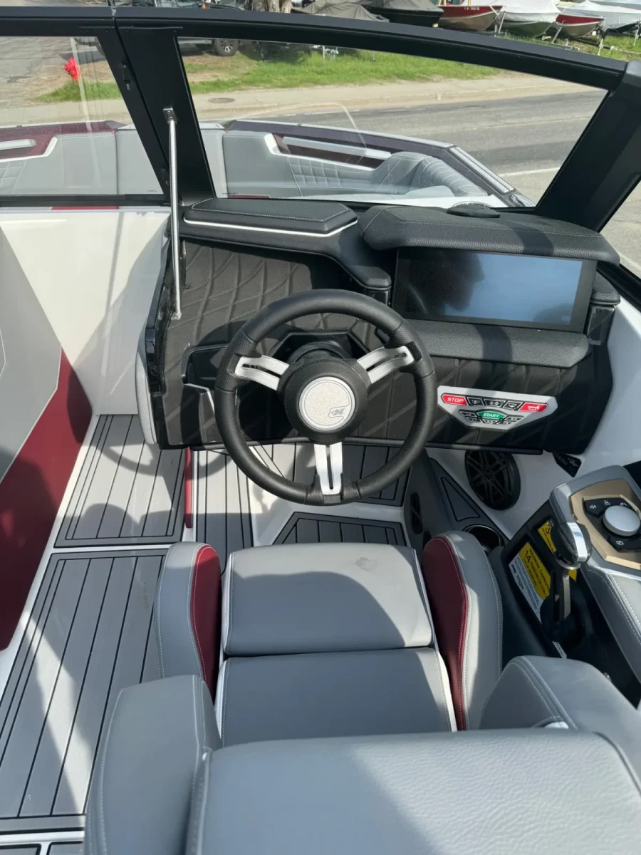 2024-nautique-s21-130251-image3.webp