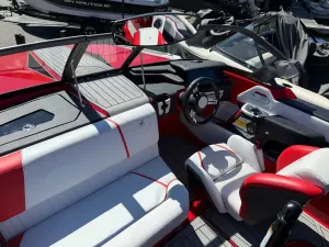 2019-nautique-ski-nautique-137312-image2.webp