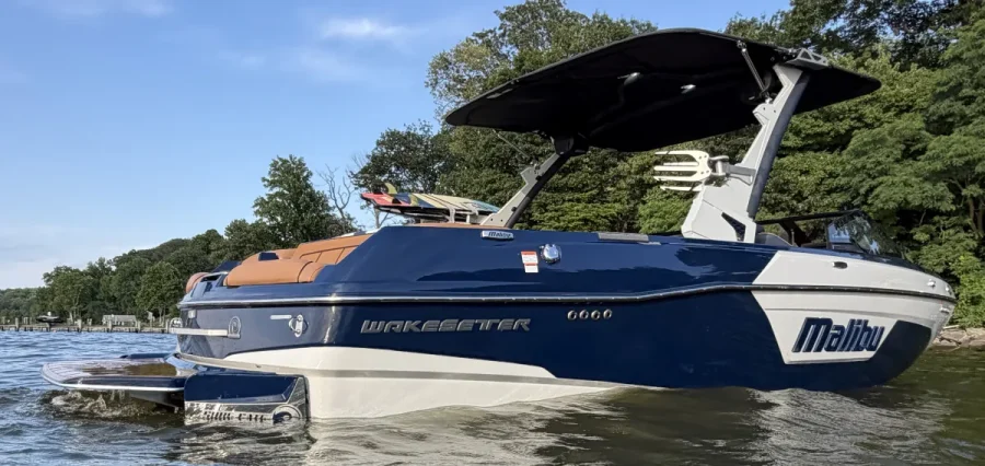 2023-malibu-wakesetter-23-lsv-139750-image1.webp